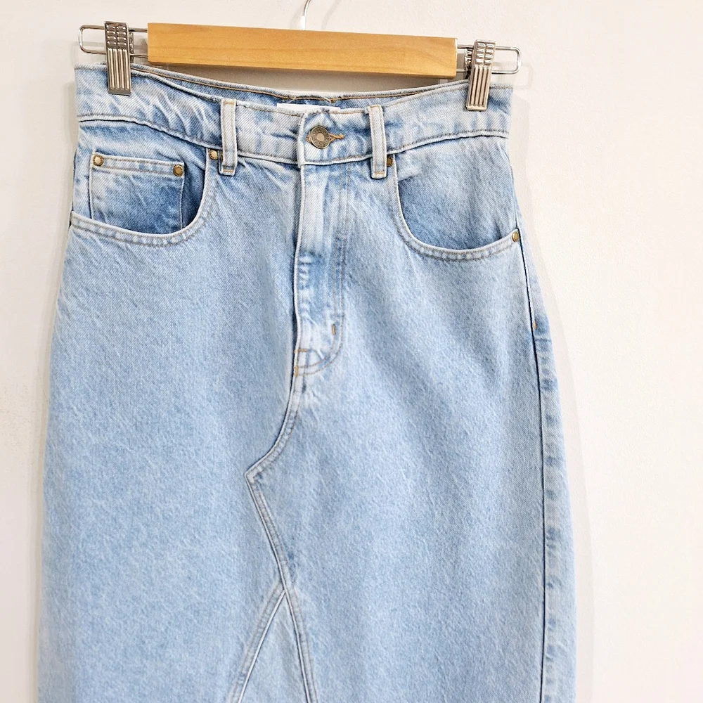Spell + the Gypsy Eve Denim Skirt in Sun Washed Blue- Small - Picture 4 of 10